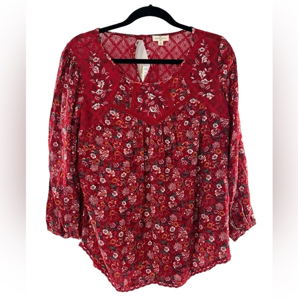 NWT Mason & Belle Red Floral Long Sleeve Top with Lace S - Picture 1 of 6